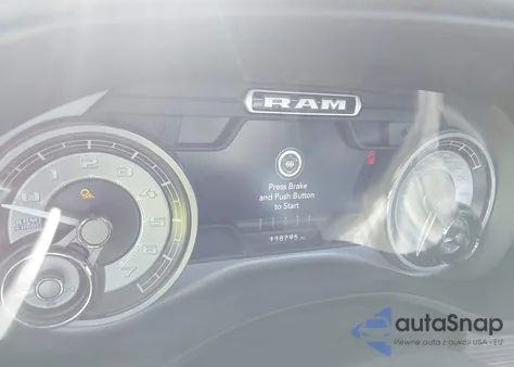 2019 Ram 1500 Limited z USA, uszkodzony, nr VIN 1C6SRFHT8KN752302